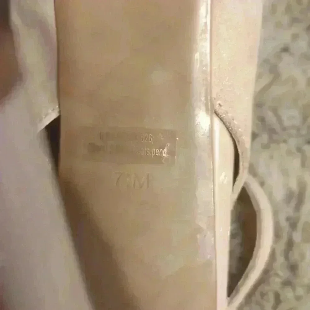Guess heels, tan, size 7.5